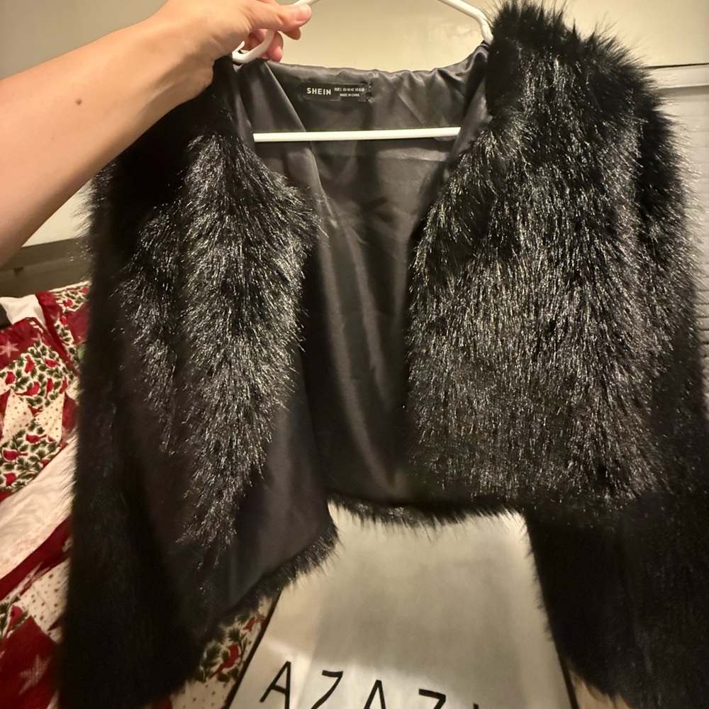 SHEIN Elegant Black Fur Coat